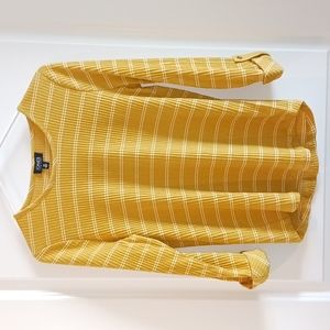 NWT Jones New York - Button Tab Roll Cuff Top